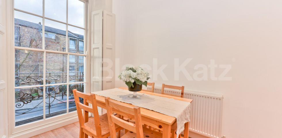			STUNNING 1 BEDROOM PERIOD CONVERSION IN ISLINGTON, 1 Bedroom, 1 bath, 1 reception Flat			 Liverpool Road, ISLINGTON-BARNSBURY-HIGHBURY